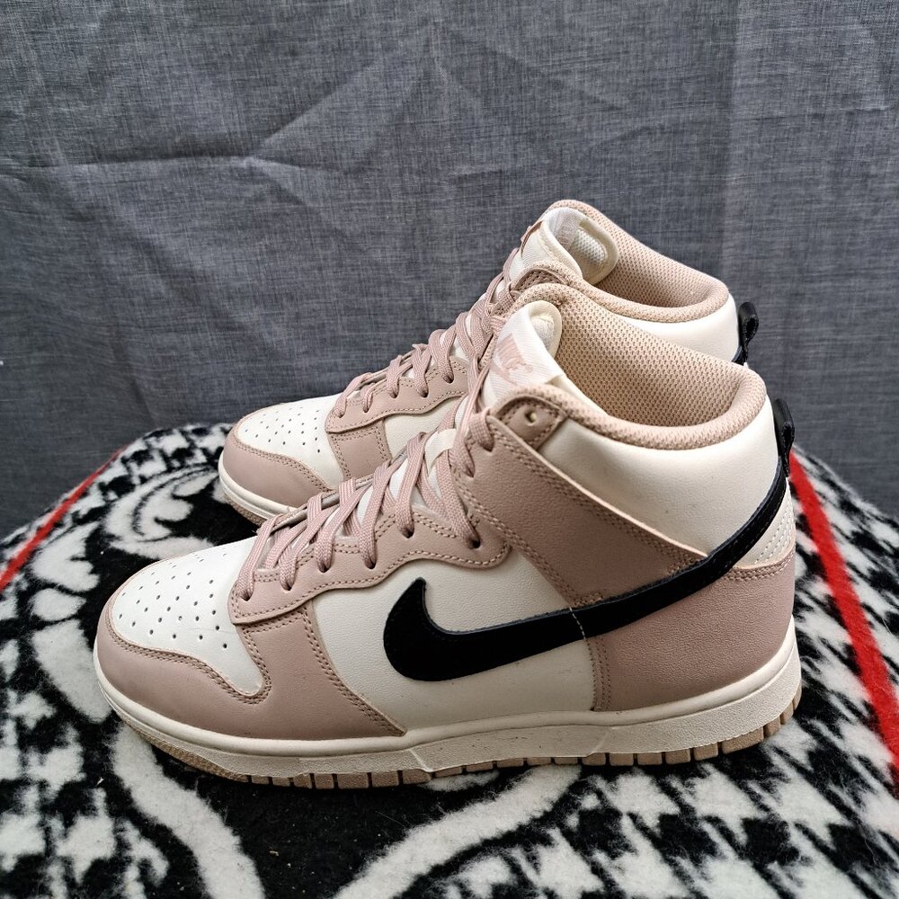 %Nike Dunk High 'Fossil Stone' DD1869-200 Size 8.5 Men Sneakers / A 22